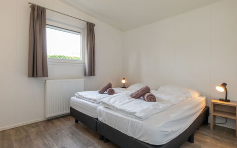 Hart Van Zeeland: Wood, Flooring, Floor, Ceiling, Bed, Bedroom, Bed Frame, Hardwood, Bedding, Wood Stain