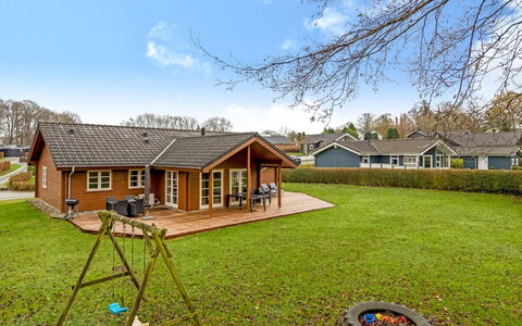 Marisol - 200M from the Sea: Cottage, Backyard, Yard, Garden Buildings, Shed, Siding, Outdoor Furniture, Log Cabin, Outdoor Structure, Shack