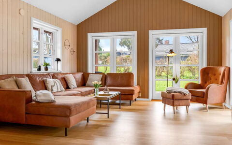 Marisol - 200M from the Sea: Cottage, Backyard, Yard, Garden Buildings, Shed, Siding, Outdoor Furniture, Log Cabin, Outdoor Structure, Shack