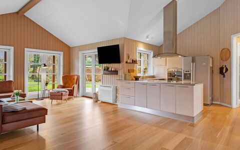 Marisol - 200M from the Sea: Cottage, Backyard, Yard, Garden Buildings, Shed, Siding, Outdoor Furniture, Log Cabin, Outdoor Structure, Shack