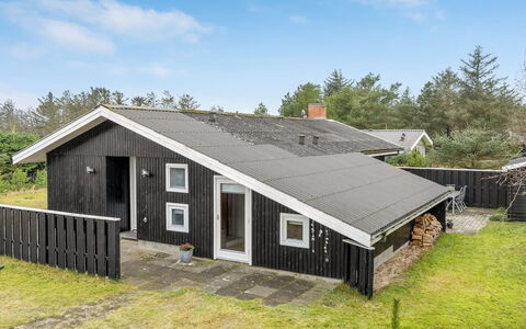 Gidske - 850M from the Sea: Roof, House, Home, Cottage, Door, Siding, Deck, Porch, Plank, Hardwood
