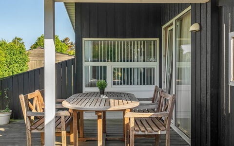 Yma - 250M from the Sea: Wood, Ceiling, Flooring, Porch, Floor, Furniture, Shade, Hardwood, Chair, Wood Stain