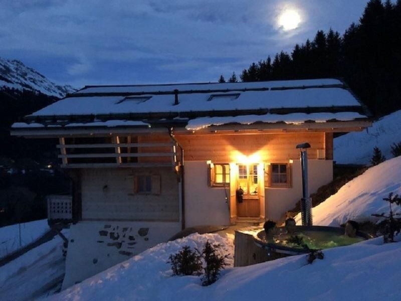 Authentisches Schweizer Alpenchalet Aus Dem 18. Jh