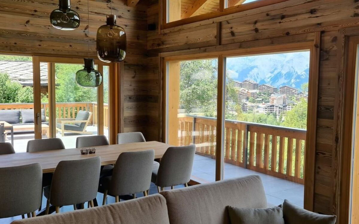 Charming Chalet Doux Douze