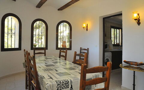 Tosalans: Room, Property, Building, Furniture, Dining Room, Interior Design, Ceiling, Table, Floor, House