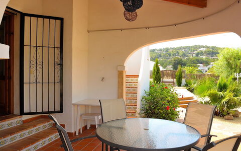 Reposo: Property, Building, Room, Real Estate, Furniture, House, Home, Mechanical Fan, Table, Ceiling
