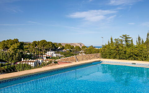 Cap Marti: Water, Sky, Plant, Cloud, Property, Swimming Pool, Azure, Tree, Rectangle, Body Of Water