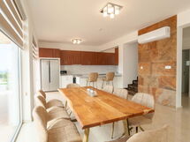 Luxuriöse Villa mit Privatem Pool und Whirlpool