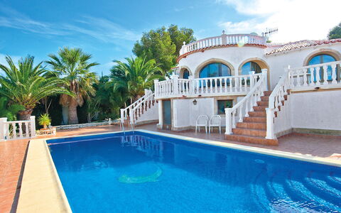 Vina: Water, Sky, Cloud, Plant, Property, Swimming Pool, Azure, Shade, Tree, Seaside Resort