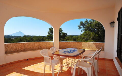 Balcon al Mar: Property, Room, Building, Real Estate, House, Furniture, Table, Interior Design, Villa, Architecture