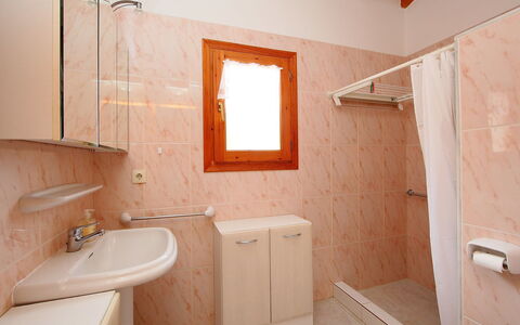 Monte Y Mar: Bathroom, Room, Property, Wall, Floor, Plumbing Fixture, Interior Design, House, Tile, Building