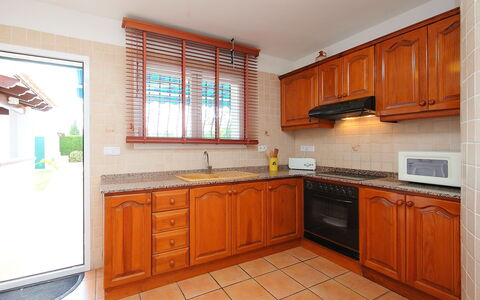 Inma: Property, Room, Cabinetry, Kitchen, Furniture, Countertop, Building, Real Estate, House, Interior Design