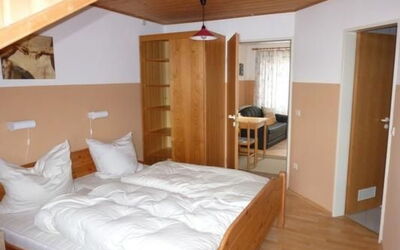 Gemütliche Wohnung in Zandt mit Möbliertem Balkon