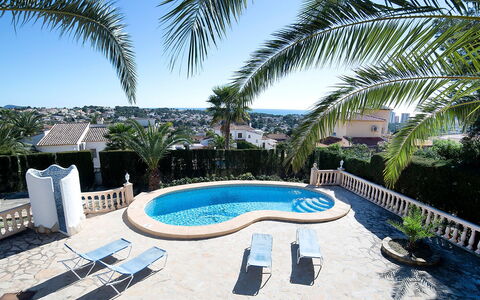 Lina: Swimming Pool, Property, Resort, Vacation, Palm Tree, House, Real Estate, Building, Arecales, Home
