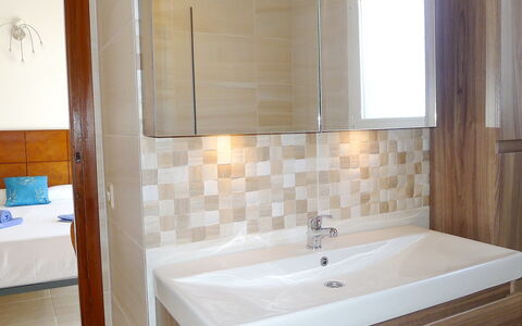 Avalon: Bathroom, Room, Property, Tile, Bathtub, Tap, Interior Design, Floor, Wall, Building