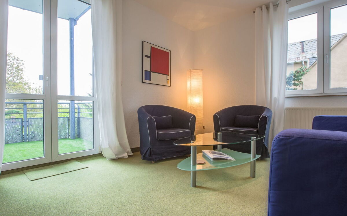 In Stadtrandlage mit Guter Anbindung, Sowie Eigene