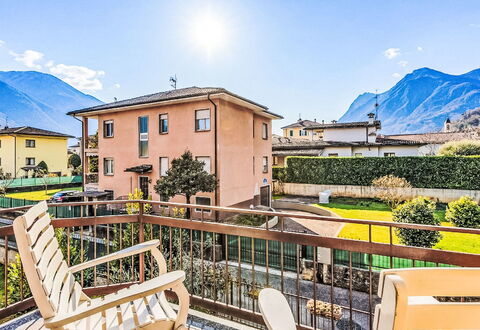 Casa Silvia: Home, Mountain Range, Apartment, Balcony, Hill Station, Valley, Alps, Ridge, Mountain Village, Villa