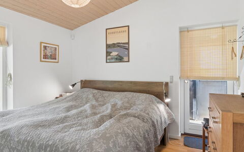 Aiko - 1.8Km from the Sea: Furniture, Bed, Bedroom, Interior Design, Bedding, Bed Sheet, Wood, Floor, Ceiling, Flooring