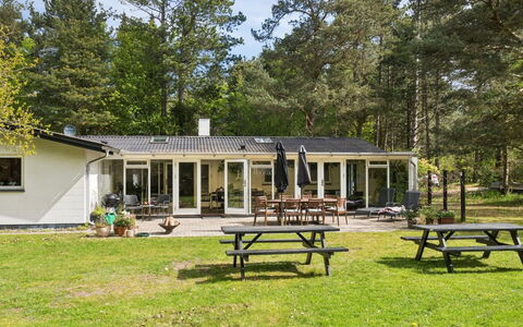 Aiko - 1.8Km from the Sea: Blue, Cottage, House, Home, Farmhouse, Estate, Siding