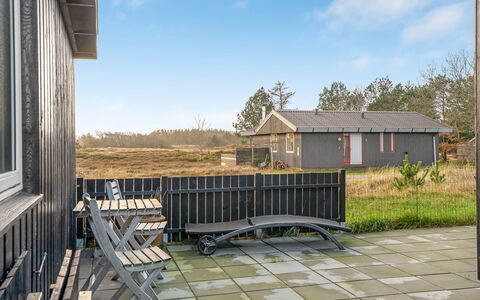 Ovine - 900M from the Sea: Cottage, Backyard, Yard, Garden Buildings, Shed, Siding, Outdoor Furniture, Log Cabin, Outdoor Structure, Shack