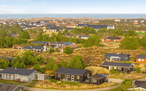 Ovine - 900M from the Sea: Cottage, Backyard, Yard, Garden Buildings, Shed, Siding, Outdoor Furniture, Log Cabin, Outdoor Structure, Shack