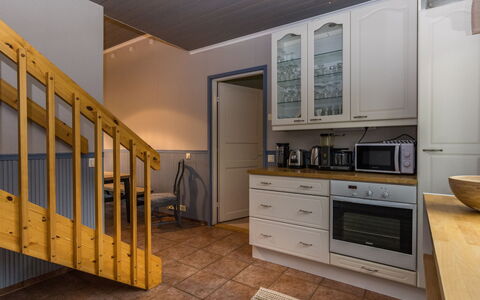 Villa Tuulipuisto: Wood, Flooring, Floor, Door, Composite Material, Wood Flooring, Deck, Hardwood, Plank, Wood Stain
