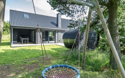Locan - 1.2Km from the Sea: Grass, Land Lot, Garden, Lawn, Cottage, Meadow, Backyard, Landscaping, Shade, Yard