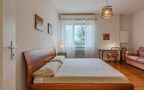 Ca dei Noni: Bed, Furniture, Interior Design, Bedroom, Flooring, Floor, Bed Sheet, Bedding, Wood, Wood Flooring