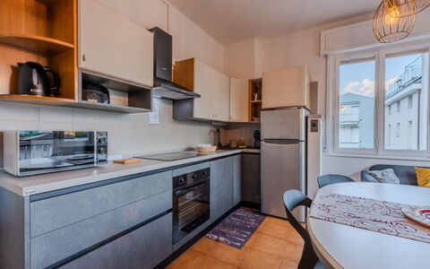 Ca dei Noni: Major Appliance, Kitchen, Kitchen Appliance, Countertop, Interior Design, Apartment, Flooring, Floor, Cabinetry, Room