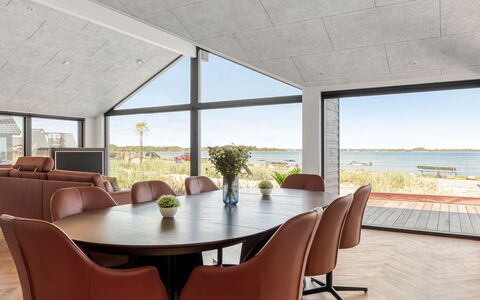 Catalina - 30M from the Sea: Furniture, Wood, Interior Design, Flooring, Floor, Chair, Room, Ceiling, Living Room, Apartment