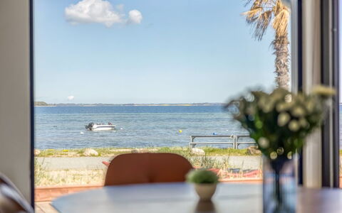 Catalina - 30M from the Sea: Furniture, Wood, Interior Design, Flooring, Floor, Chair, Room, Ceiling, Living Room, Apartment
