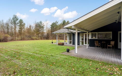 Hemfrith - 500M to the Fjord: Roof, House, Cottage, Home, Shed, Siding, Hut, Garden Buildings, Driveway, Log Cabin