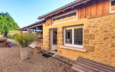 Accommodation:&nbsp;Le Domaine D'Empié 100.1