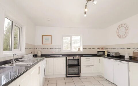 Greenaway: Flooring, Plumbing Fixture, Bathroom, Interior Design, Wood, Floor, Plumbing, Lighting, Tap, Furniture