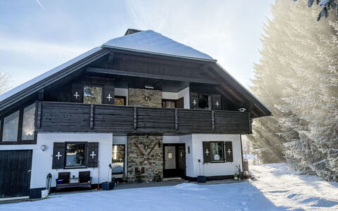 Sankt Margarethen im Lungau 11: Snow, Winter, House, Cottage, Home, Roof, Freezing, Slope, Larch, Ice Cap