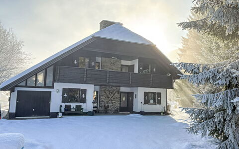 Sankt Margarethen im Lungau 11: Snow, House, Home, Cottage, Winter, Roof, Freezing, Slope, Siding, Larch