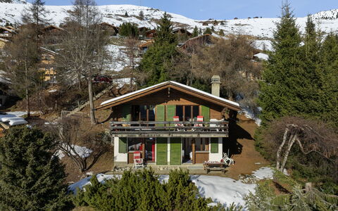 5 Ecorces: Balcony
