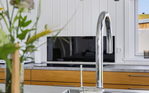 Eljas - 10M from the Sea: Kitchen, Plumbing Fixture, Kitchen Sink, Countertop, Interior Design, Flooring, Sink, Tap, Plumbing, Home