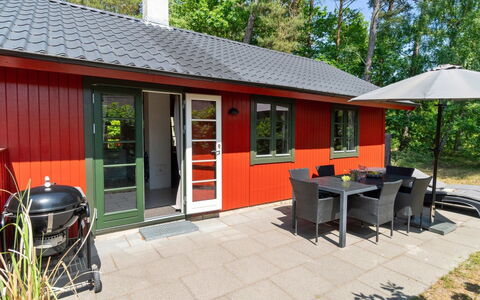 Wale - 100M from the Sea: Wood, Furniture, Apartment, Room, Ceiling, Wood Stain, Chair, Hardwood, Varnish, Lumber