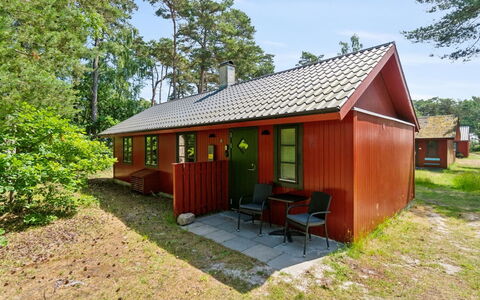 Wale - 100M from the Sea: Wood, Furniture, Apartment, Room, Ceiling, Wood Stain, Chair, Hardwood, Varnish, Lumber