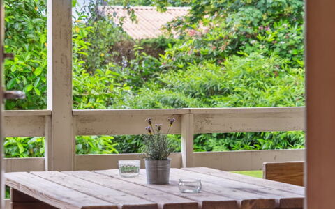 Ilwith - 400M from the Sea: Cottage, Backyard, Yard, Garden Buildings, Shed, Siding, Outdoor Furniture, Log Cabin, Outdoor Structure, Shack