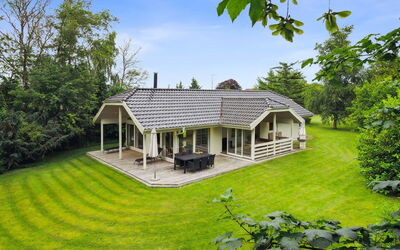 Ilwith - 400M from the Sea