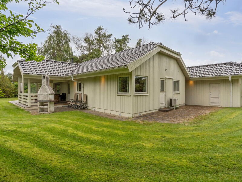 Ilwith - 400M from the Sea