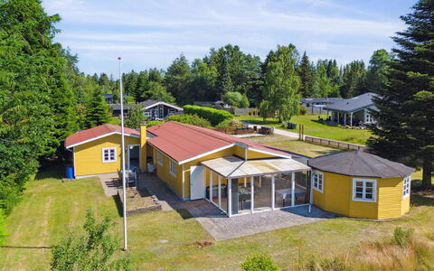 Senija - 6.5Km from the Sea: Home, Roof, House, Door, Cottage, Shade, Garden, Groundcover, Porch, Yard