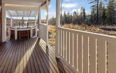 Lauhalehto: Wood, Siding, Cottage, House, Home, Plank, Garden Buildings, Log Cabin, Hardwood, Porch