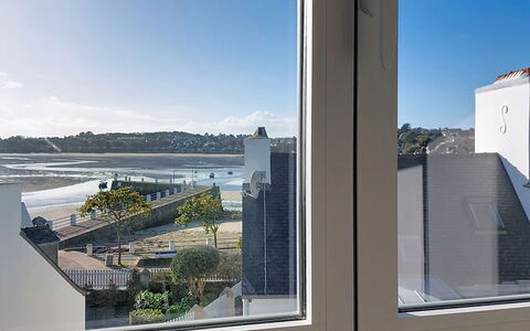 Ker Soizik: Sea, Ocean, Coast, Balcony, Daylighting, Aluminium