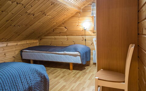 Tahkon Polar: Floor, Flooring, Wood, Interior Design, Ceiling, Furniture, Wood Flooring, Room, Bed, Bedroom