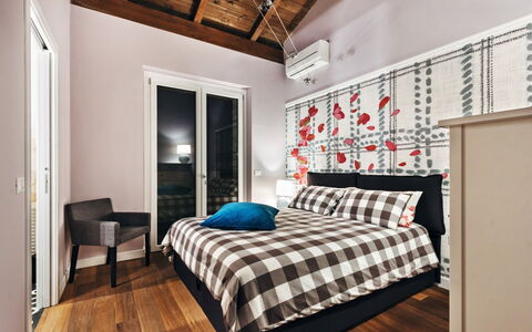 Villa Carciofa: Furniture, Interior Design, Bed, Bedroom, Wall, Flooring, Bedding, Bed Sheet, Floor, Home