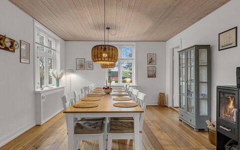 Hanni - 600M from the Sea: Furniture, Interior Design, Flooring, Floor, Wood Flooring, Dining Room, Wood, Ceiling, Light Fixture, Table