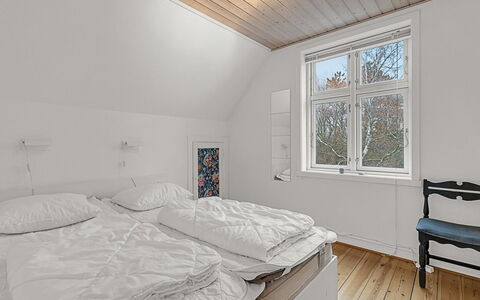 Hanni - 600M from the Sea: Bedroom, Wood, Flooring, Floor, Bed, Interior Design, Ceiling, Bedding, Home, Bed Sheet